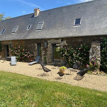 Bed and Breakfast La Mouliniere, Jolie Longere Du Xviie La Jaille-Yvon Exteriér fotografie