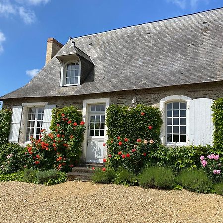 Bed and Breakfast La Mouliniere, Jolie Longere Du Xviie La Jaille-Yvon Exteriér fotografie